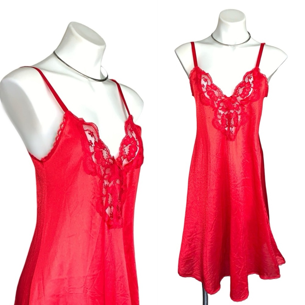 v i n t a g e :: Vibrant Floral Satin Nylon Lace Nightgown Slip Dress - Picture 10 of 14